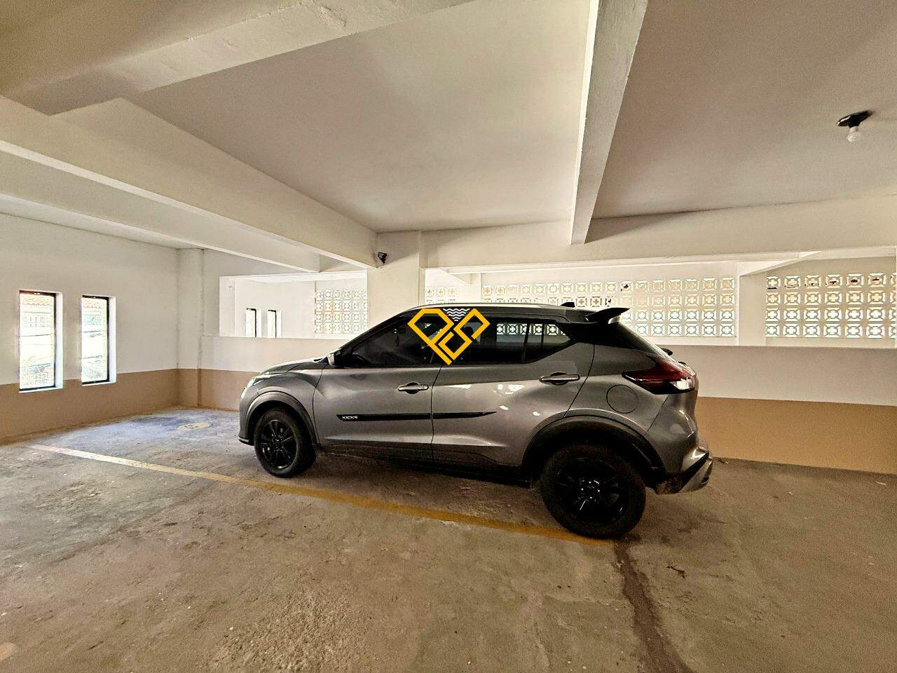 Apartamento à venda no Ponta da Praia: Garagem