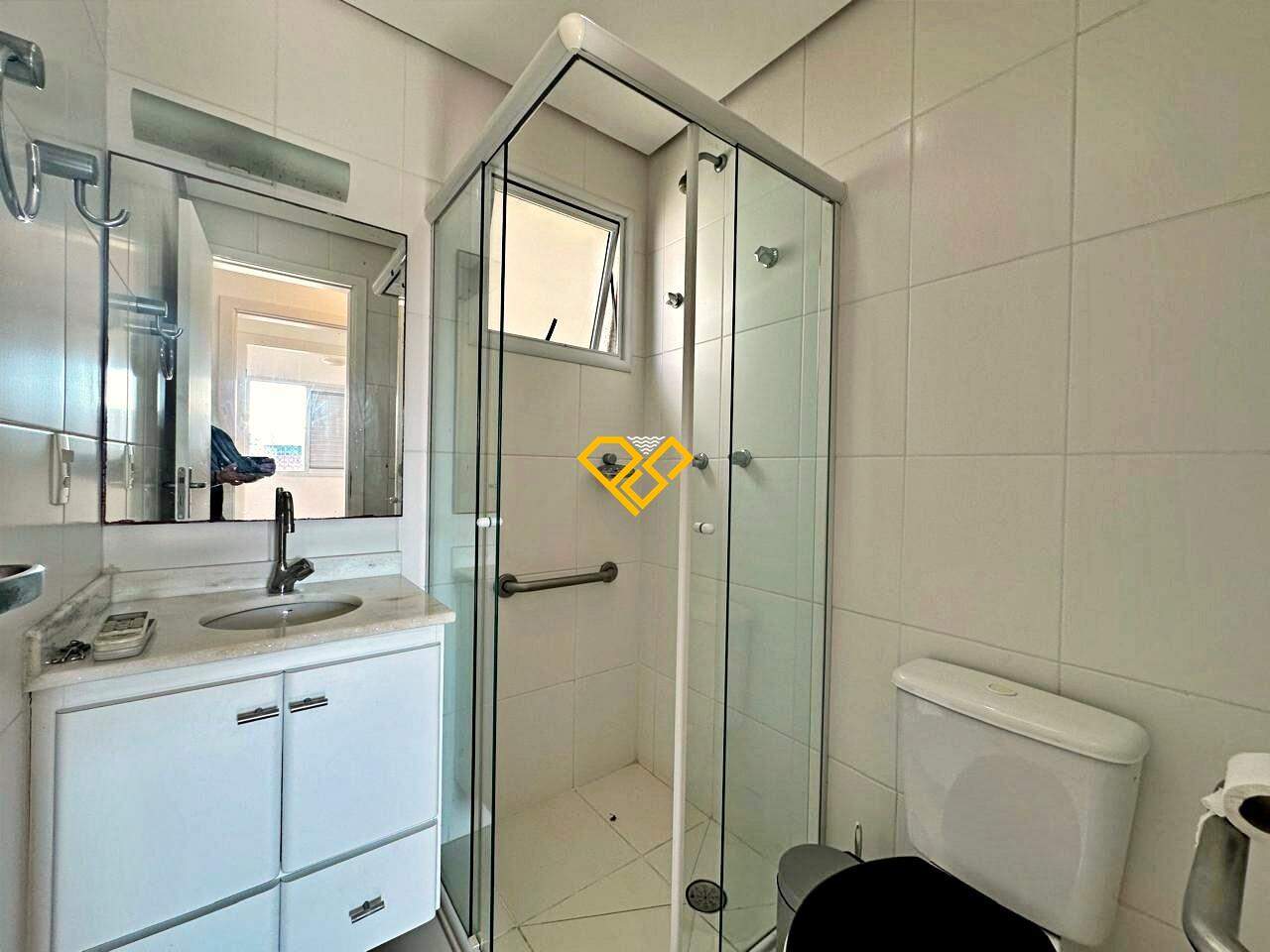 Apartamento à venda no Gonzaga: Wc suíte