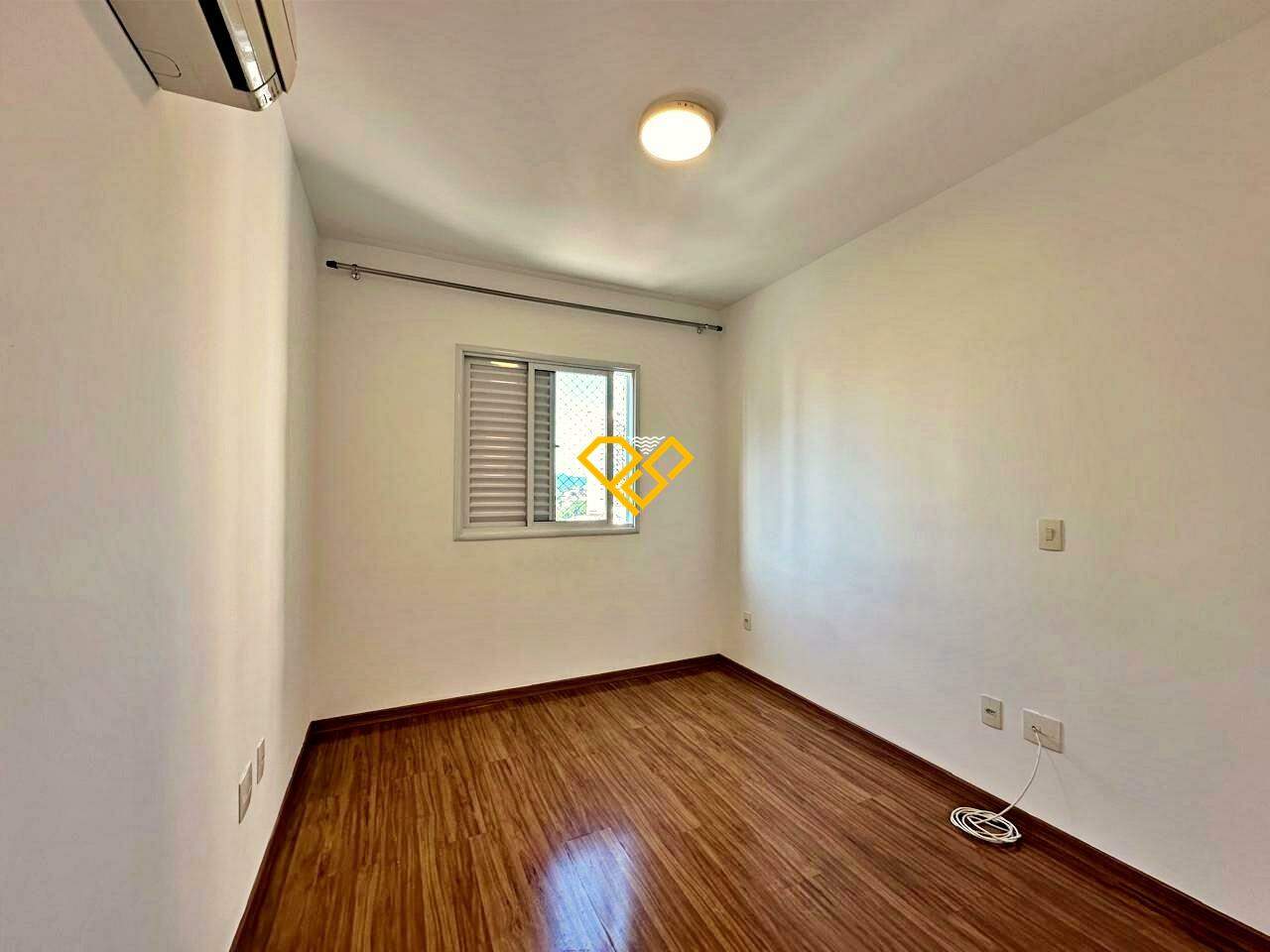 Apartamento à venda no Gonzaga: Dormitório 1 - suíte