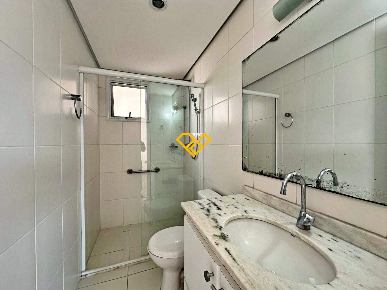 Apartamento à venda no Gonzaga: Wc social