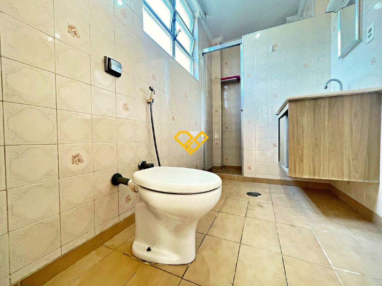 Apartamento à venda no José Menino: Wc social