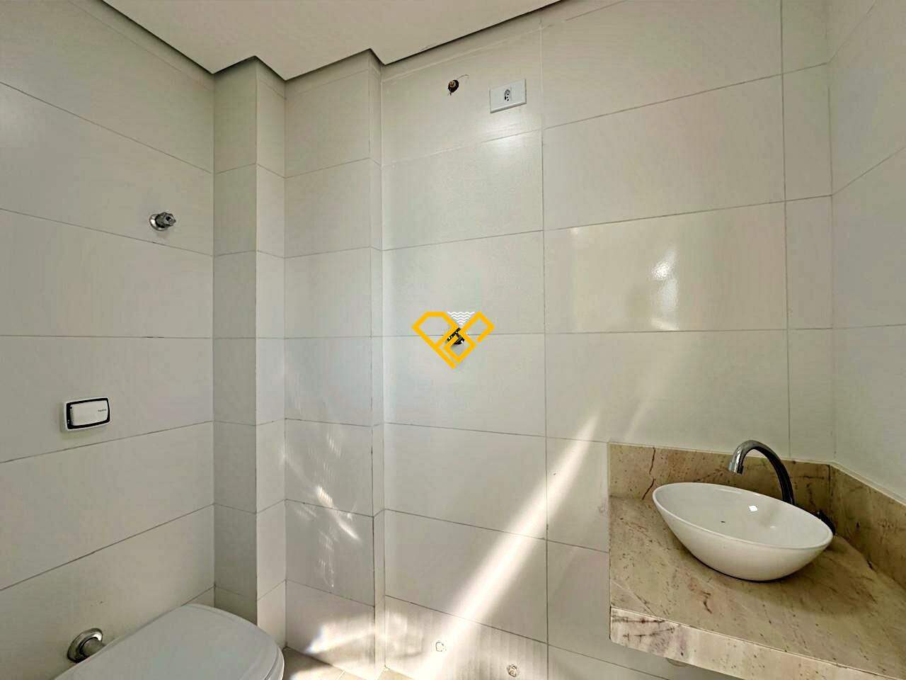 Apartamento à venda no Boqueirão: Wc de serviço