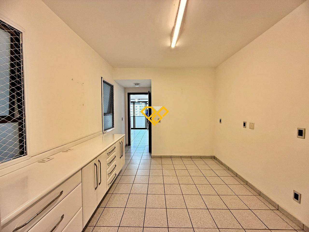 Apartamento à venda no Embaré: Copa