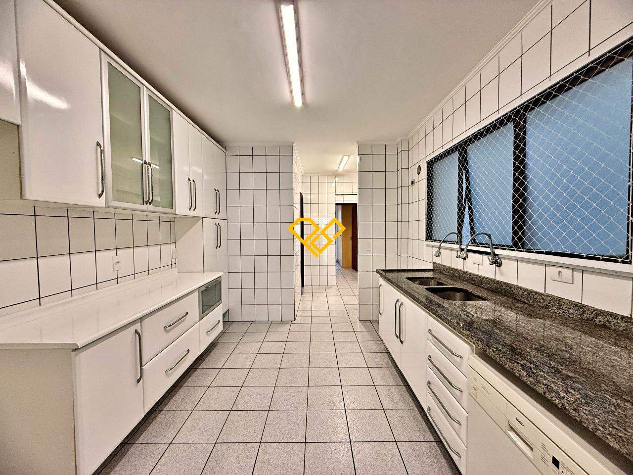 Apartamento à venda no Embaré: Cozinha