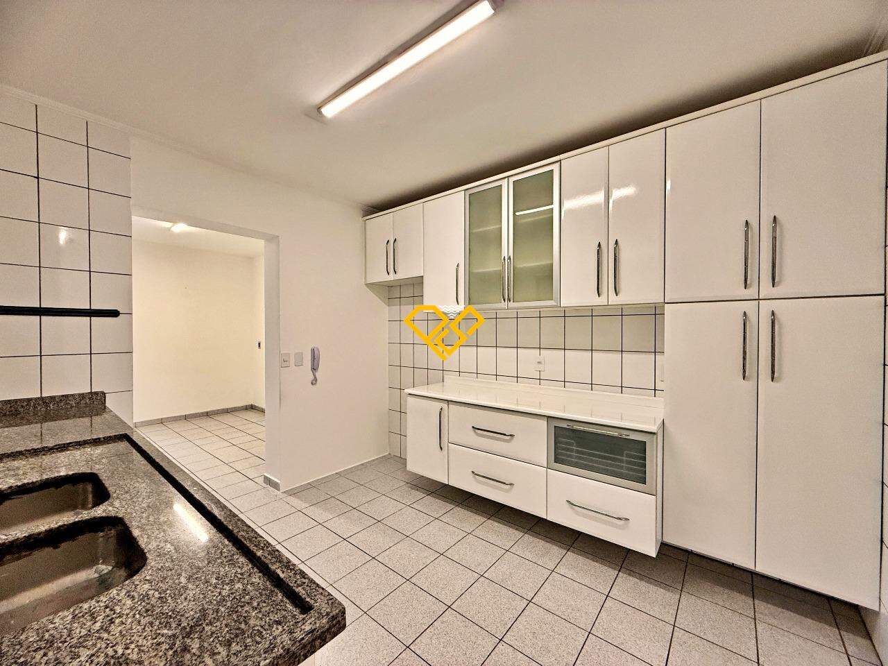 Apartamento à venda no Embaré: Cozinha