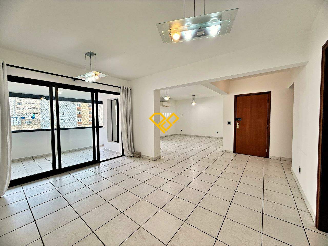 Apartamento à venda no Embaré: Sala