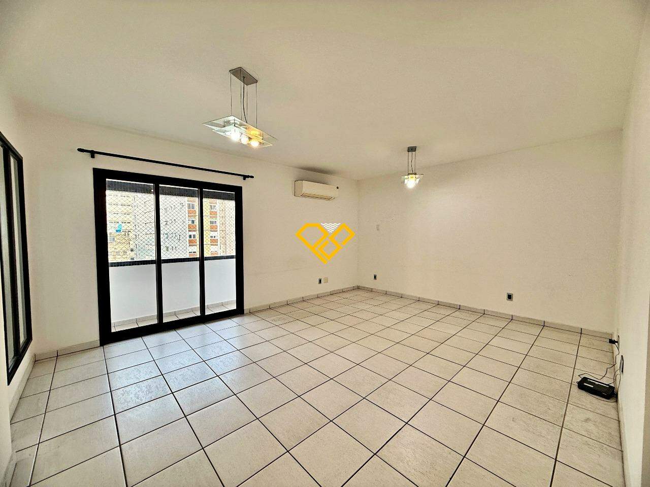 Apartamento à venda no Embaré: Sala
