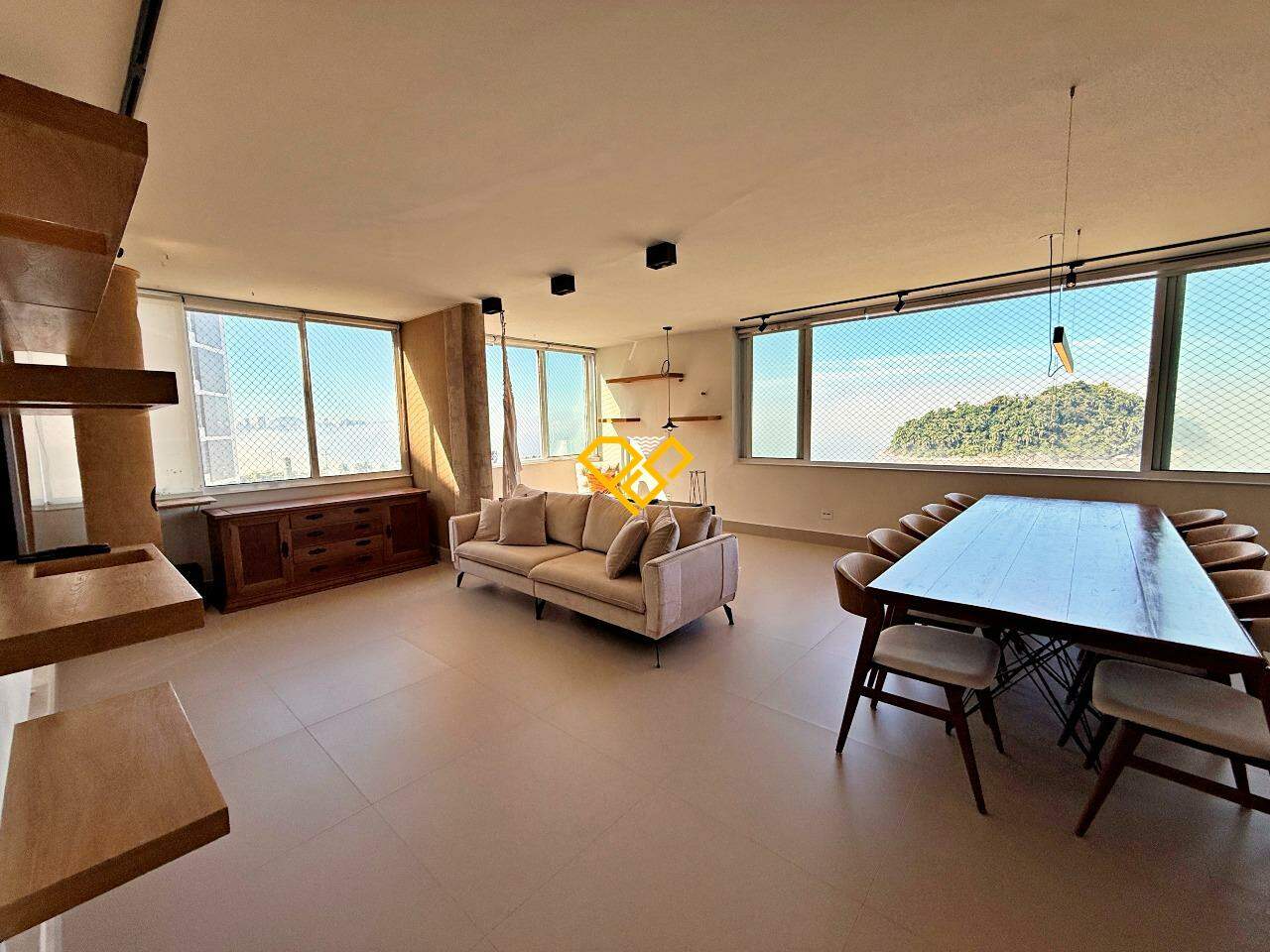 Apartamento à venda no José Menino: Sala