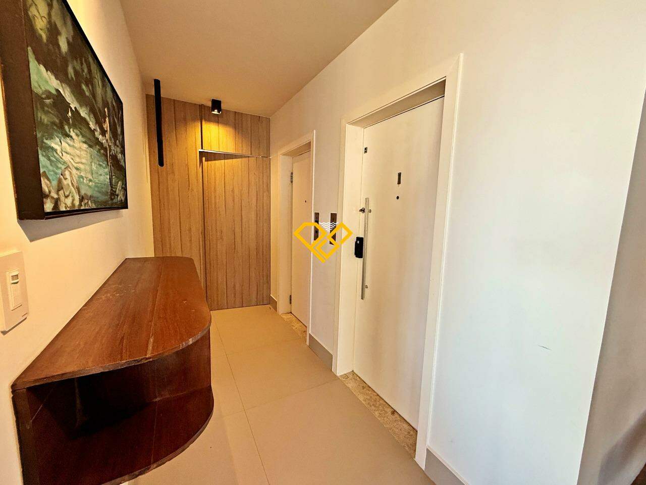 Apartamento à venda no José Menino: Elevador privativo