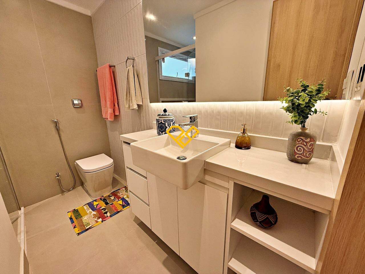 Apartamento à venda no José Menino: Wc social