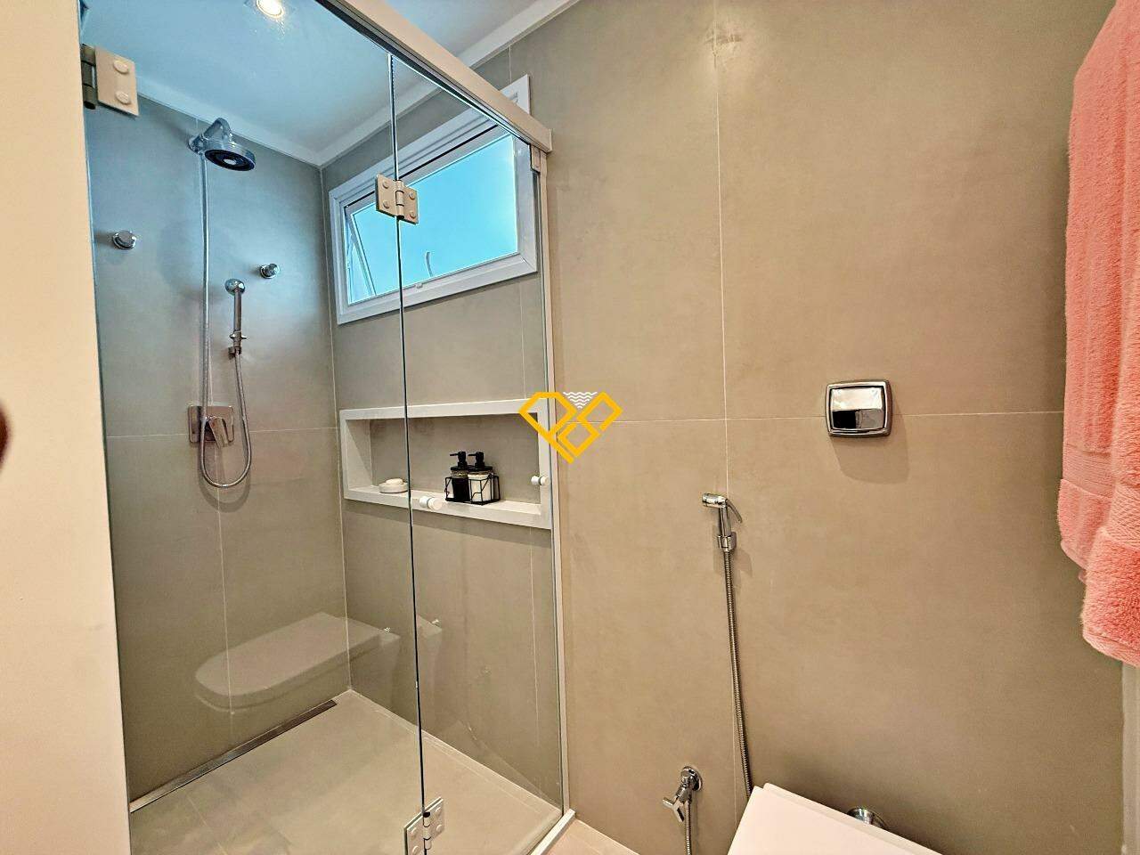 Apartamento à venda no José Menino: Wc social