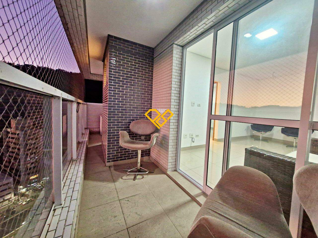 Apartamento à venda no Vila Mathias: Varanda