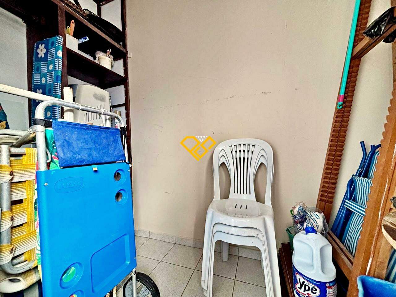 Apartamento à venda no Gonzaga: Dependência