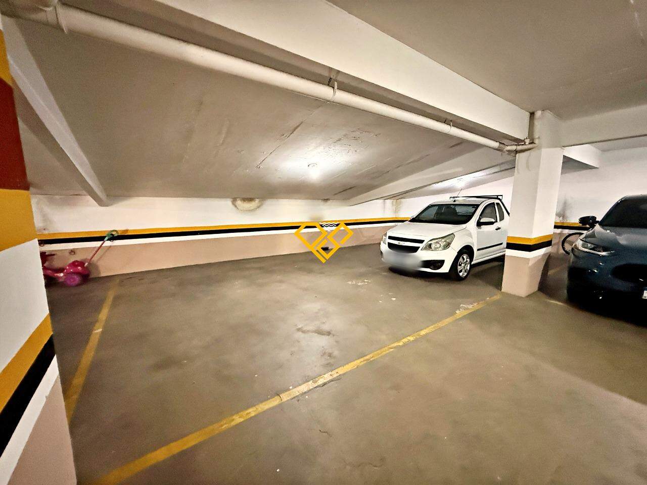 Cobertura à venda no Boqueirão: Garagem