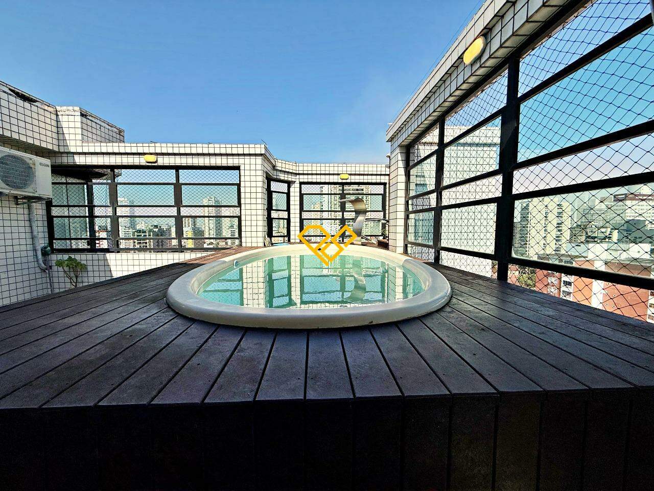 Cobertura à venda no Boqueirão: Piscina