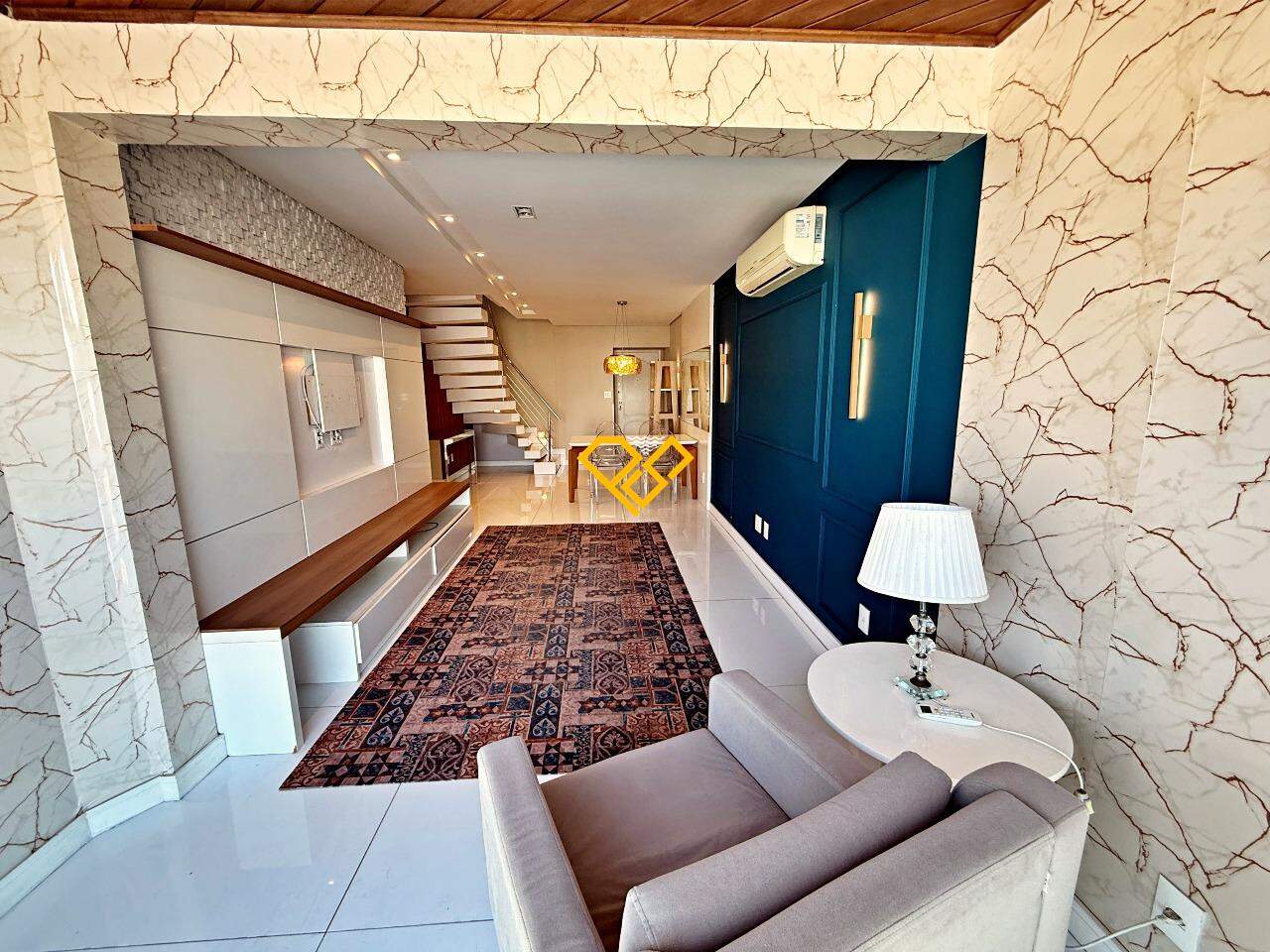 Cobertura à venda no Boqueirão: Sala 1° andar