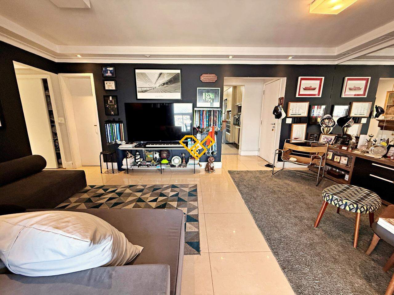 Apartamento à venda no Ponta da Praia: Sala