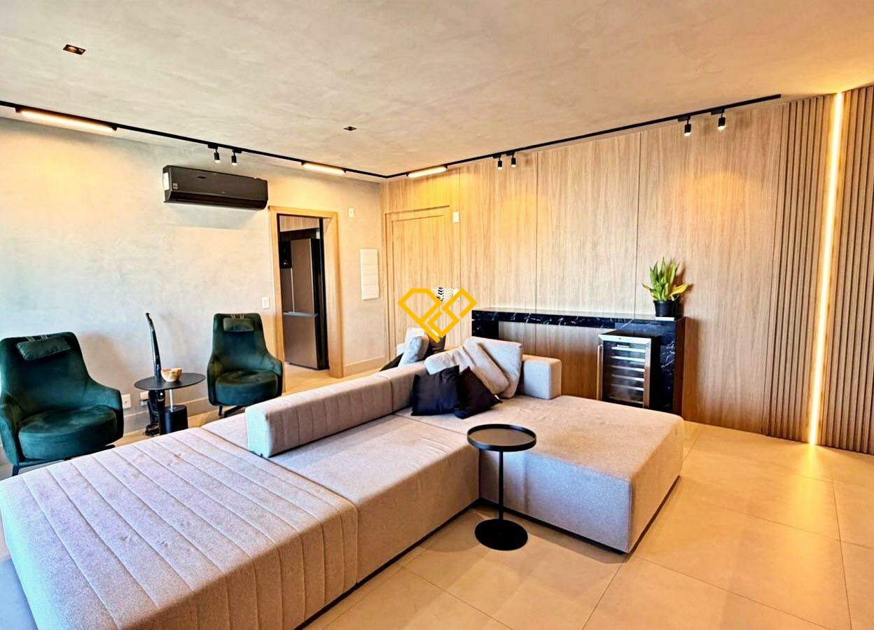 Apartamento à venda no Ponta da Praia: Sala
