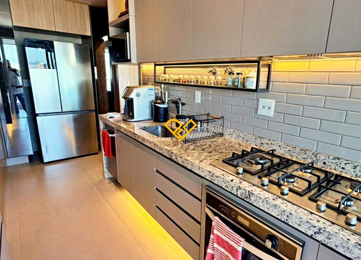 Apartamento à venda no Ponta da Praia: Cozinha