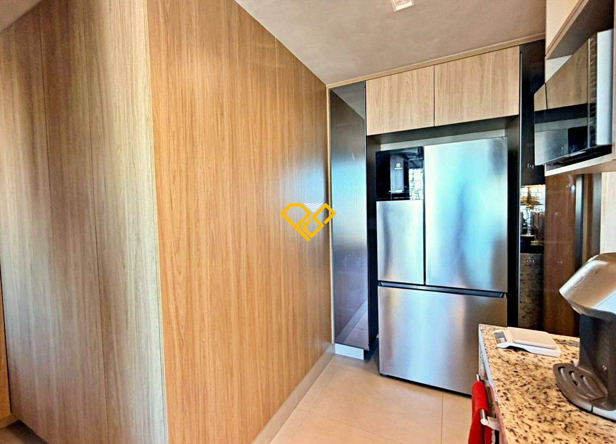 Apartamento à venda no Ponta da Praia: Cozinha