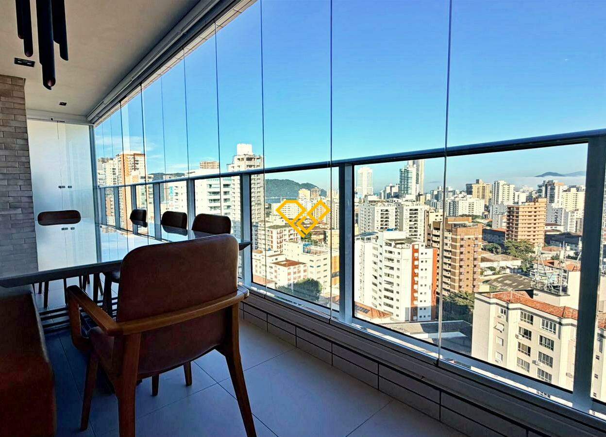 Apartamento à venda no Ponta da Praia: Varanda
