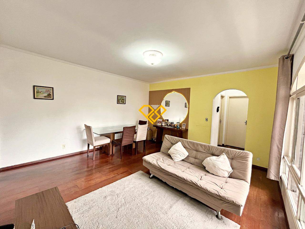 Apartamento à venda no Ponta da Praia: Sala