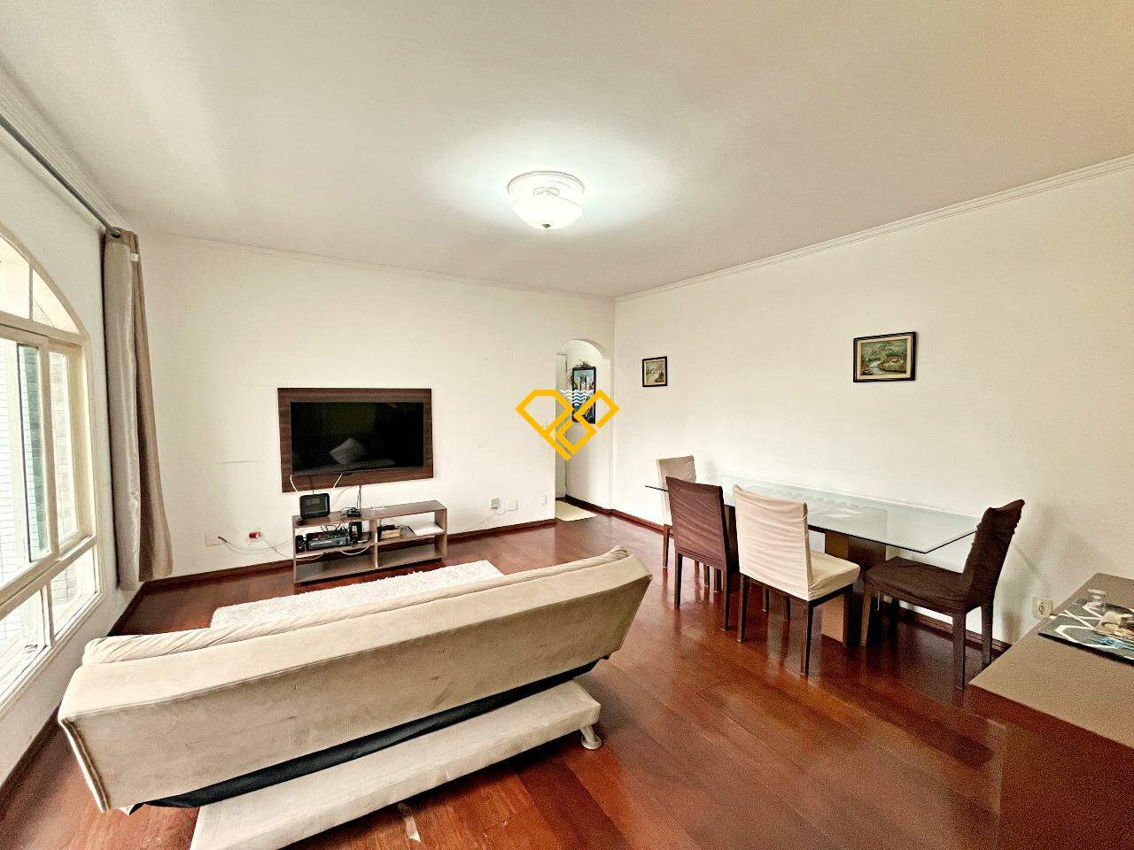 Apartamento à venda no Ponta da Praia: Sala