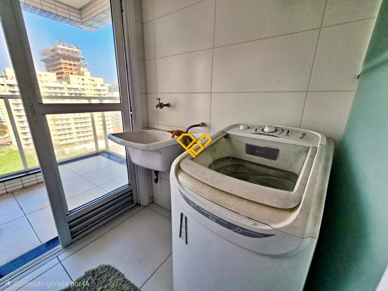 Apartamento à venda no Embaré: Área de serviço