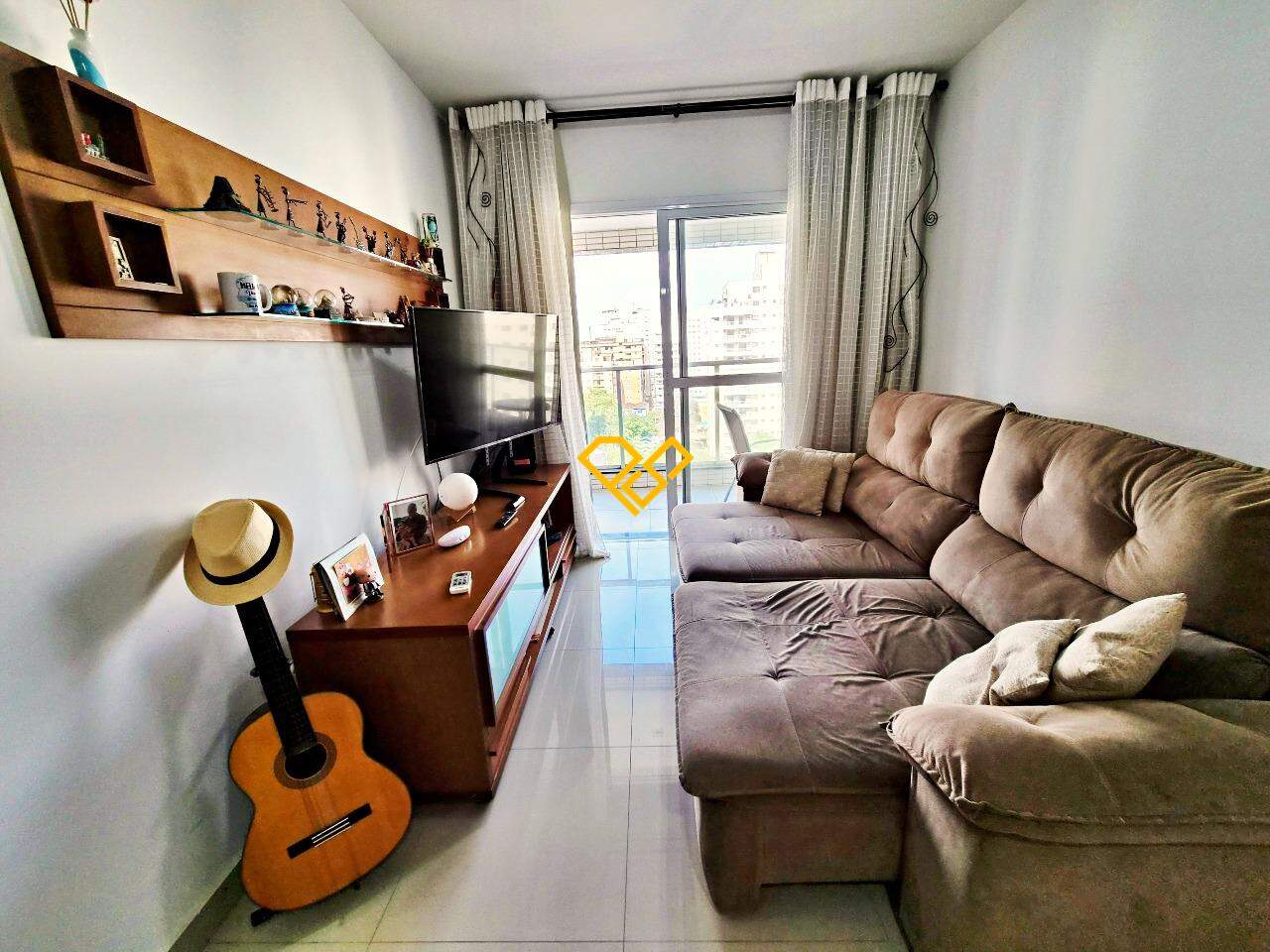 Apartamento à venda no Embaré: Sala