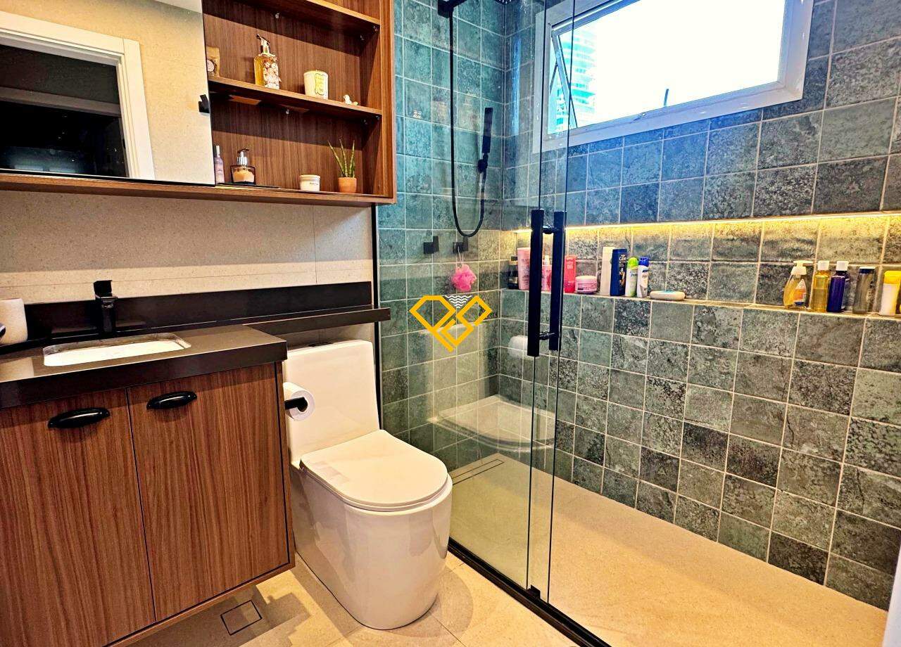 Apartamento à venda no Gonzaga: Wc social