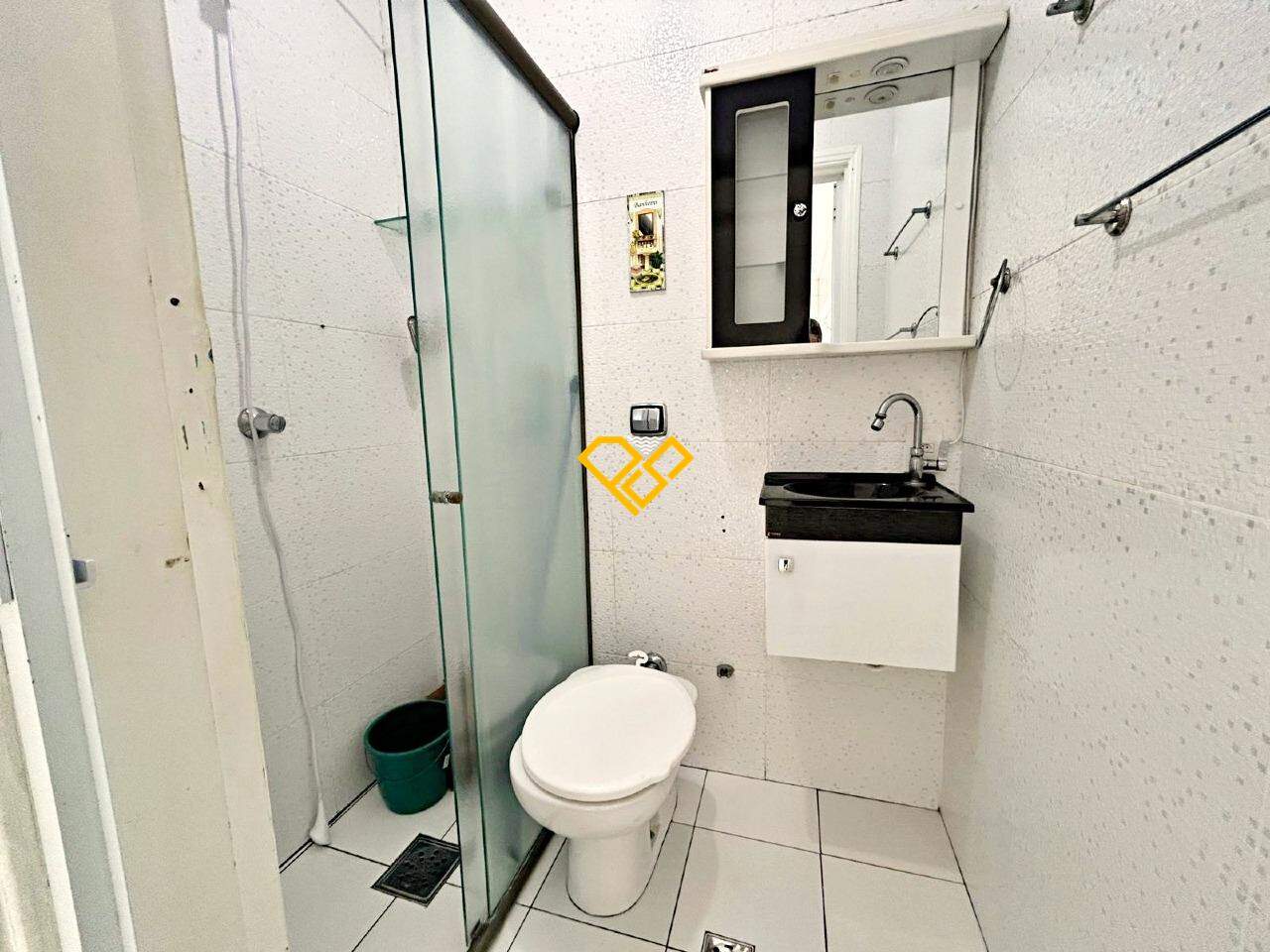 Apartamento à venda no Embaré: Wc de serviço