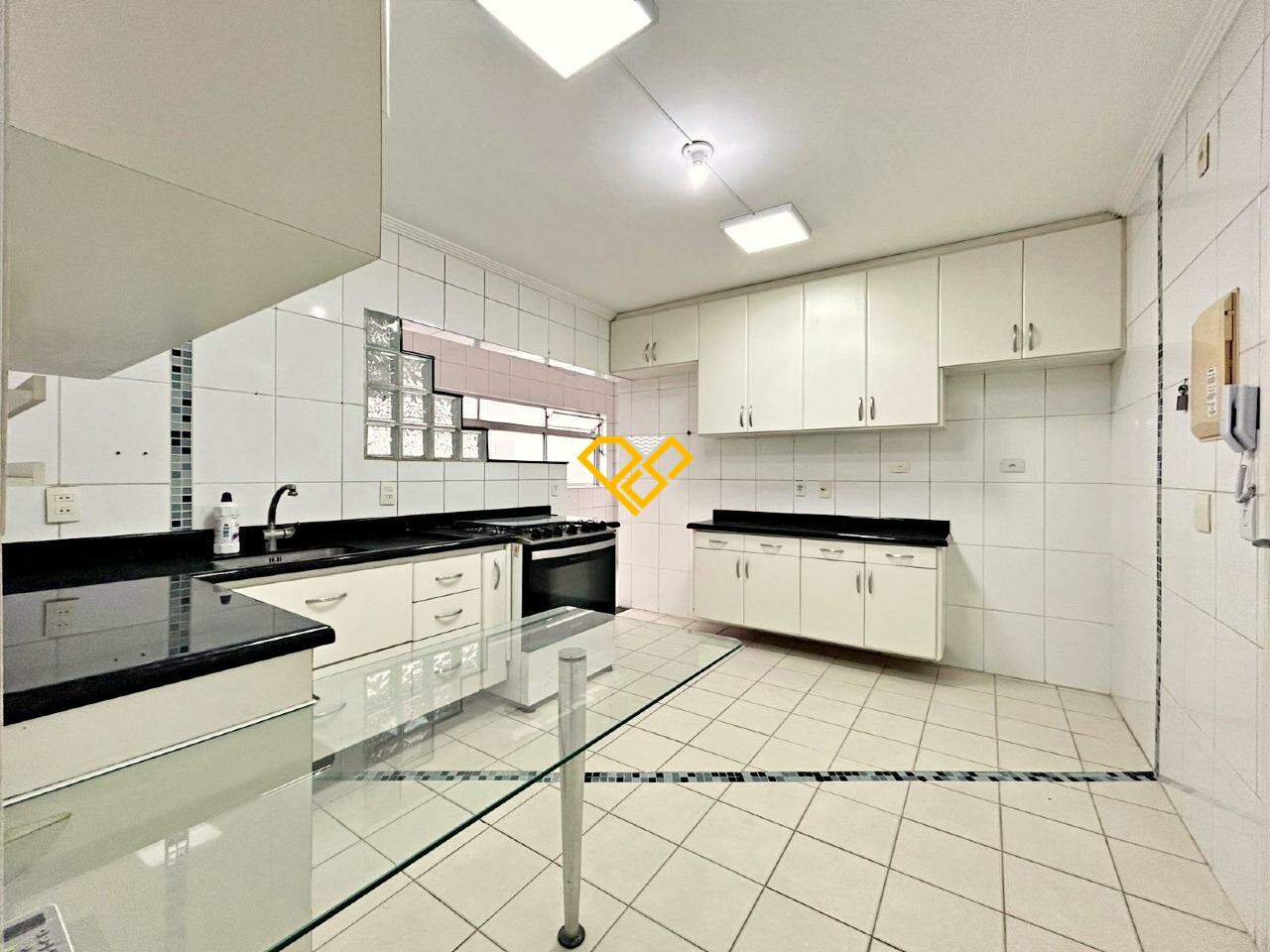 Apartamento à venda no Embaré: Cozinha