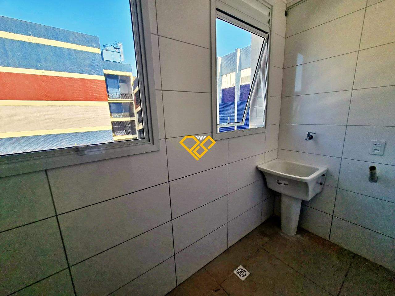 Apartamento à venda no Macuco: Área de serviço