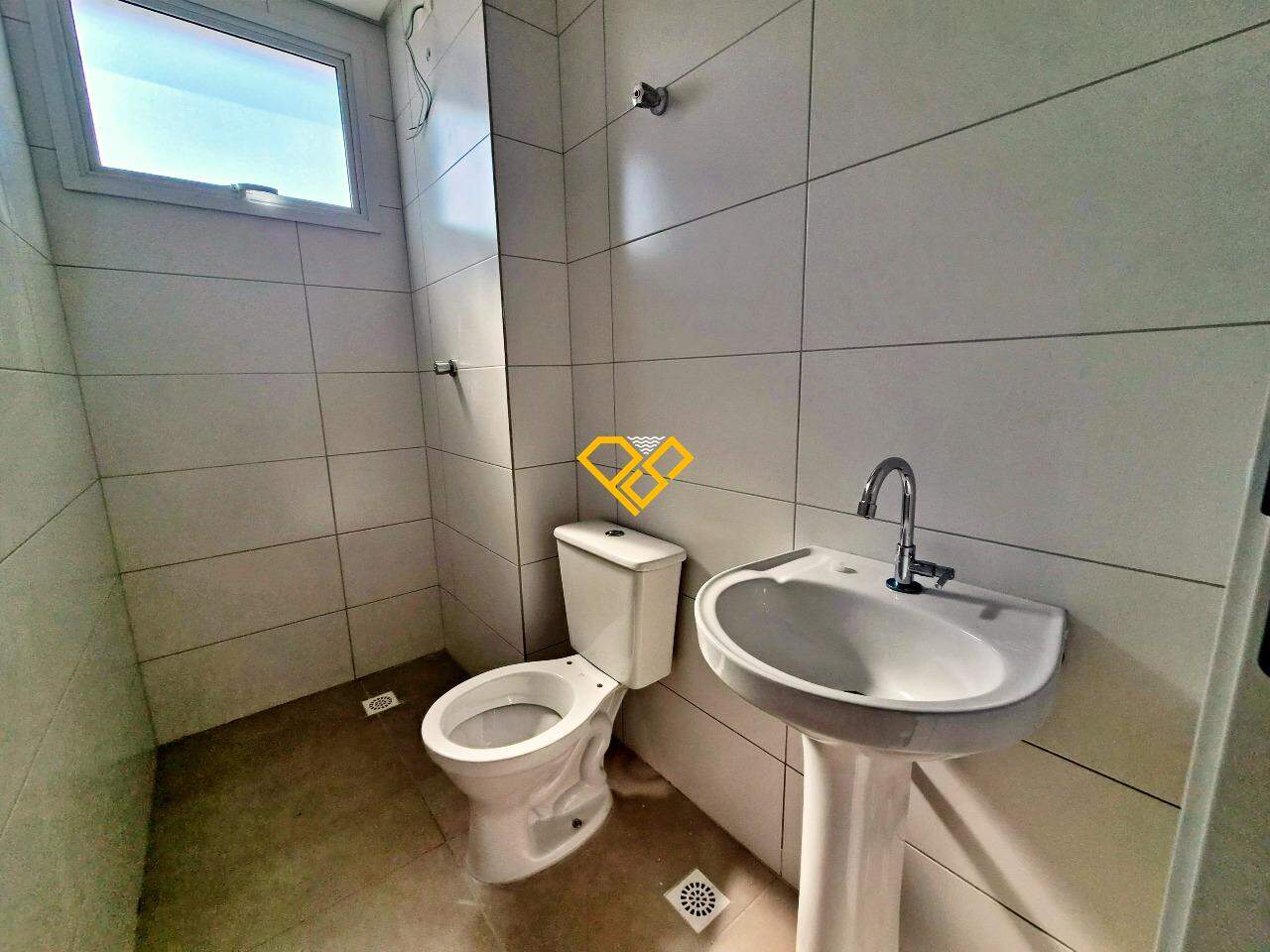 Apartamento à venda no Macuco: Wc social