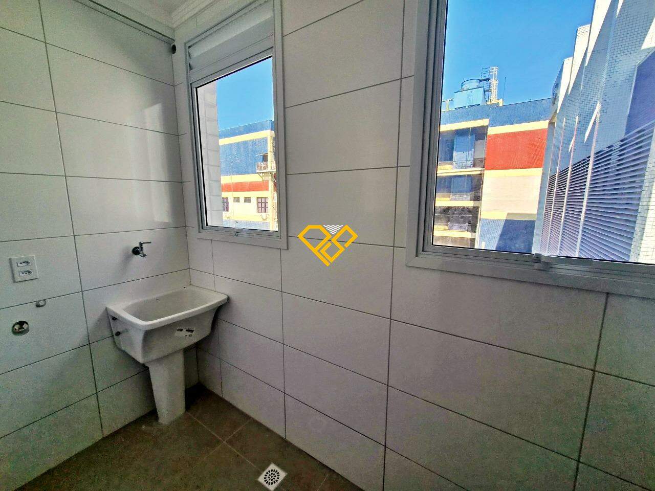 Apartamento à venda no Macuco: Área de serviço