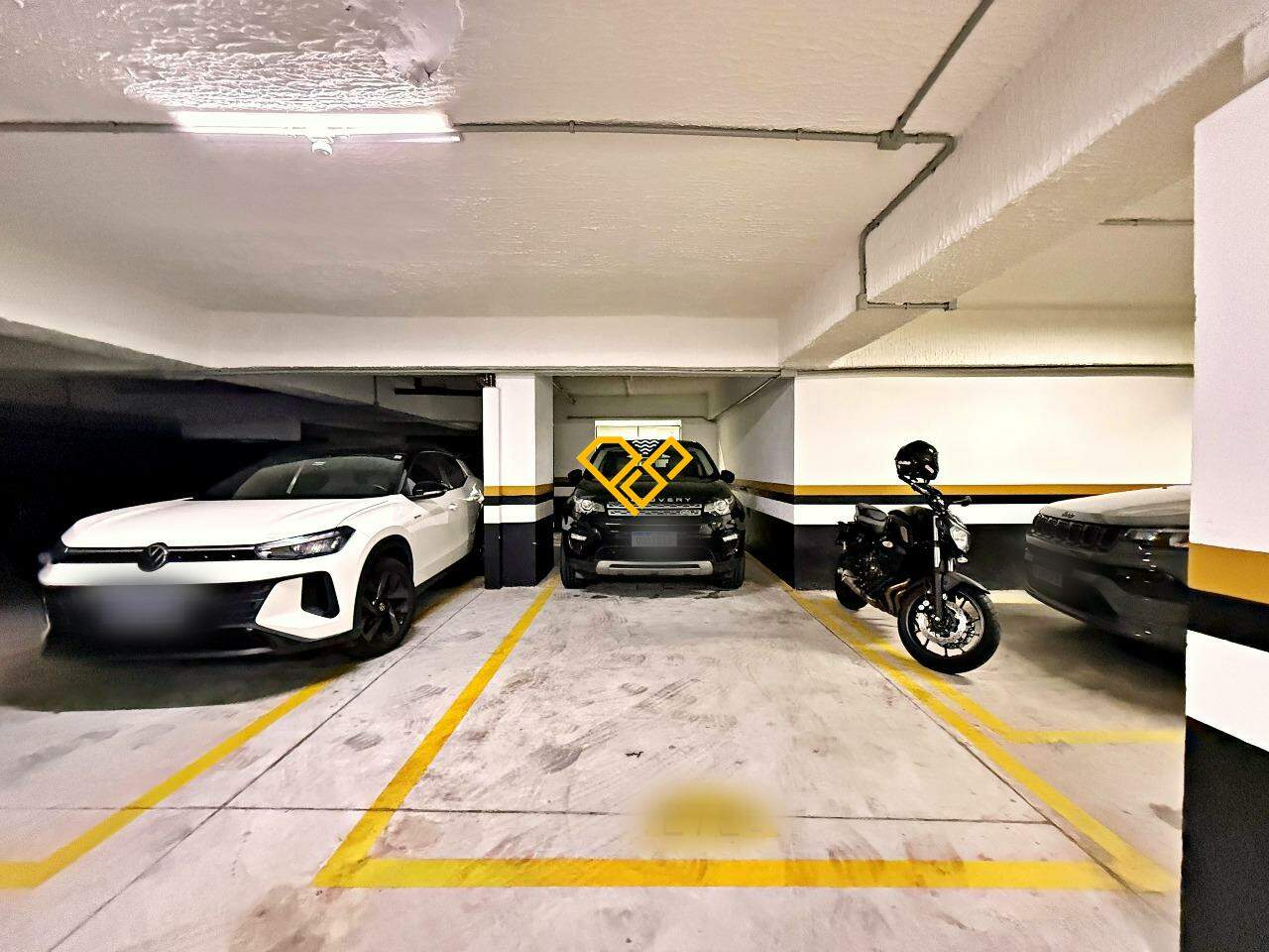 Apartamento à venda no Gonzaga: Garagem