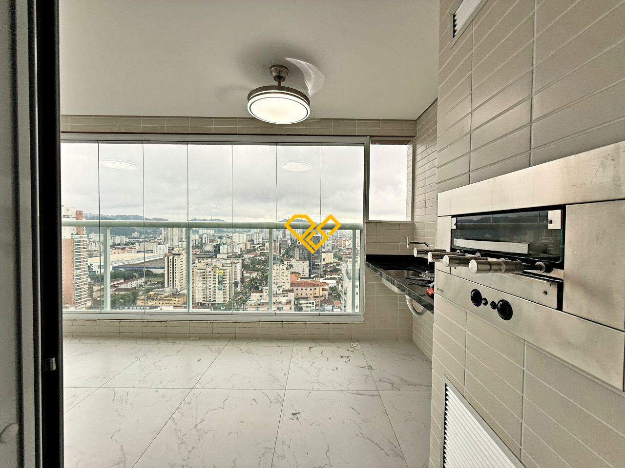 Apartamento à venda no Gonzaga: Varanda
