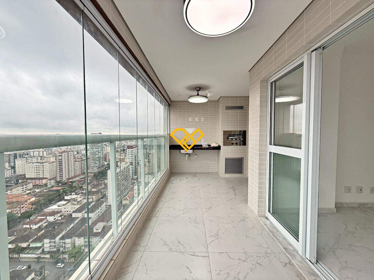 Apartamento à venda no Gonzaga: Varanda
