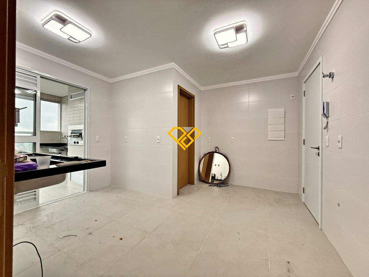 Apartamento à venda no Gonzaga: Cozinha