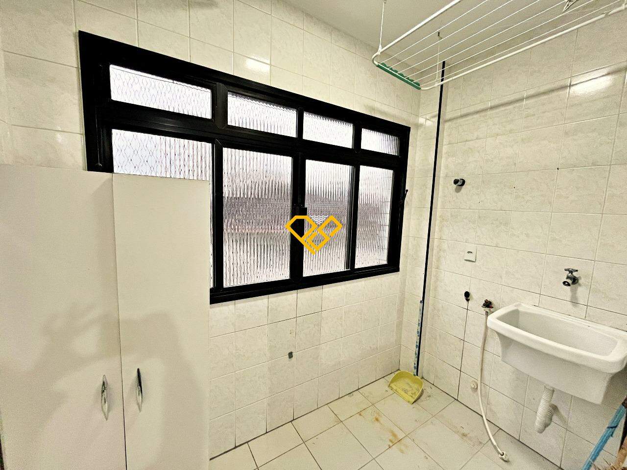 Apartamento à venda no Marapé: Área de serviço