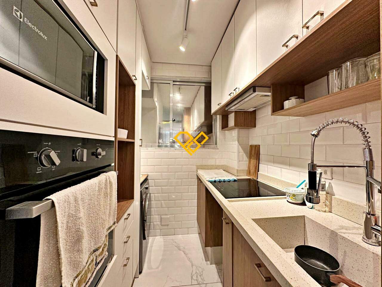 Apartamento à venda no José Menino: Cozinha