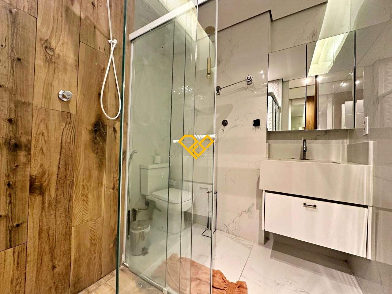 Apartamento à venda no José Menino: Wc suíte