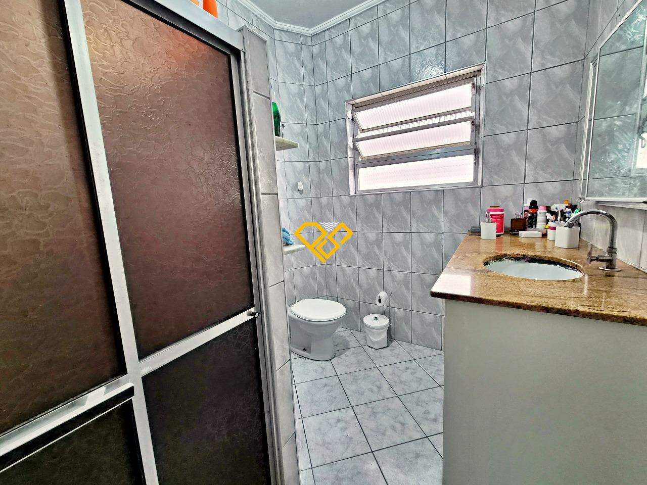 Apartamento à venda no Encruzilhada: Wc social