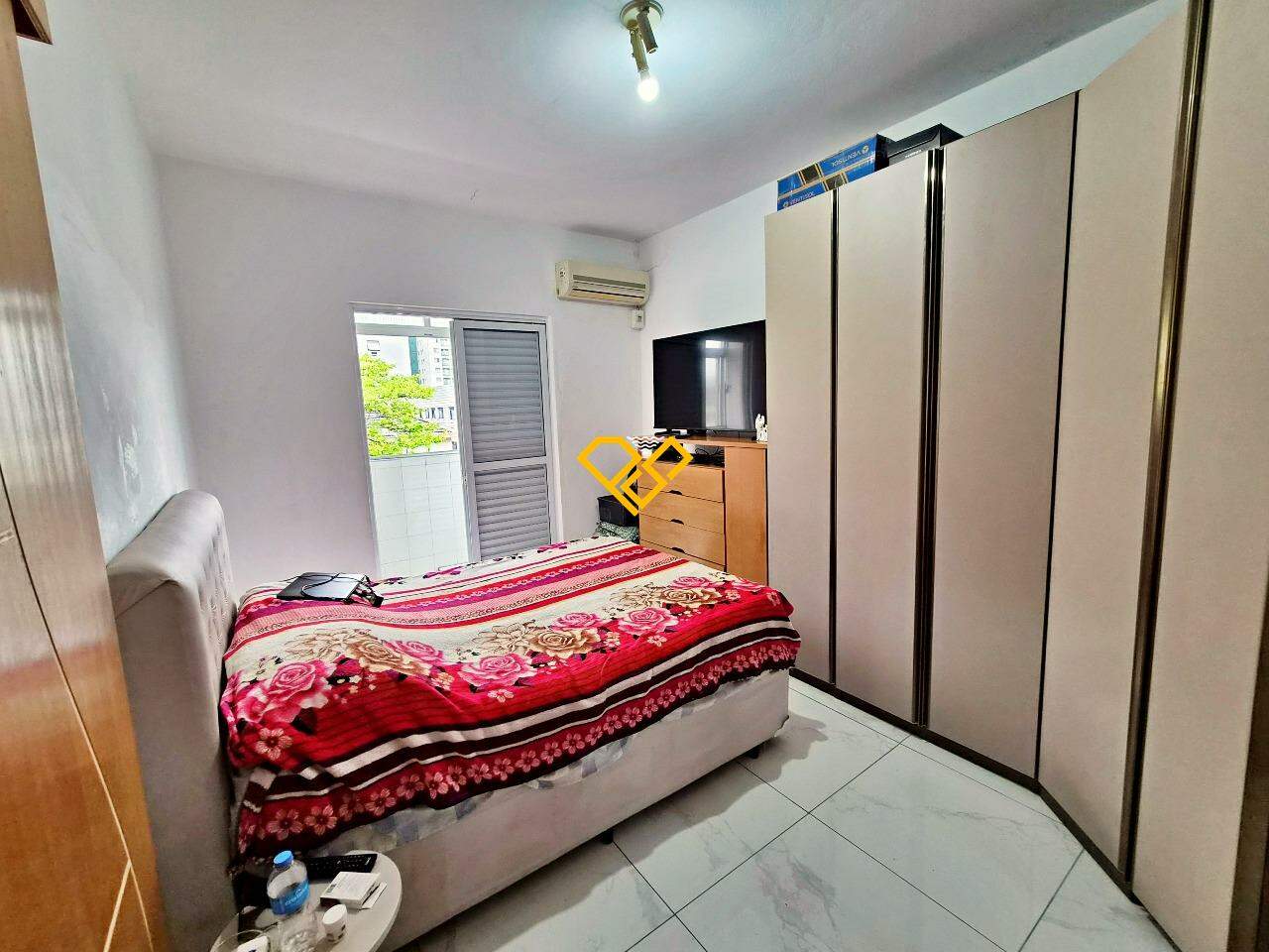 Apartamento à venda no Encruzilhada: Dormitório 1