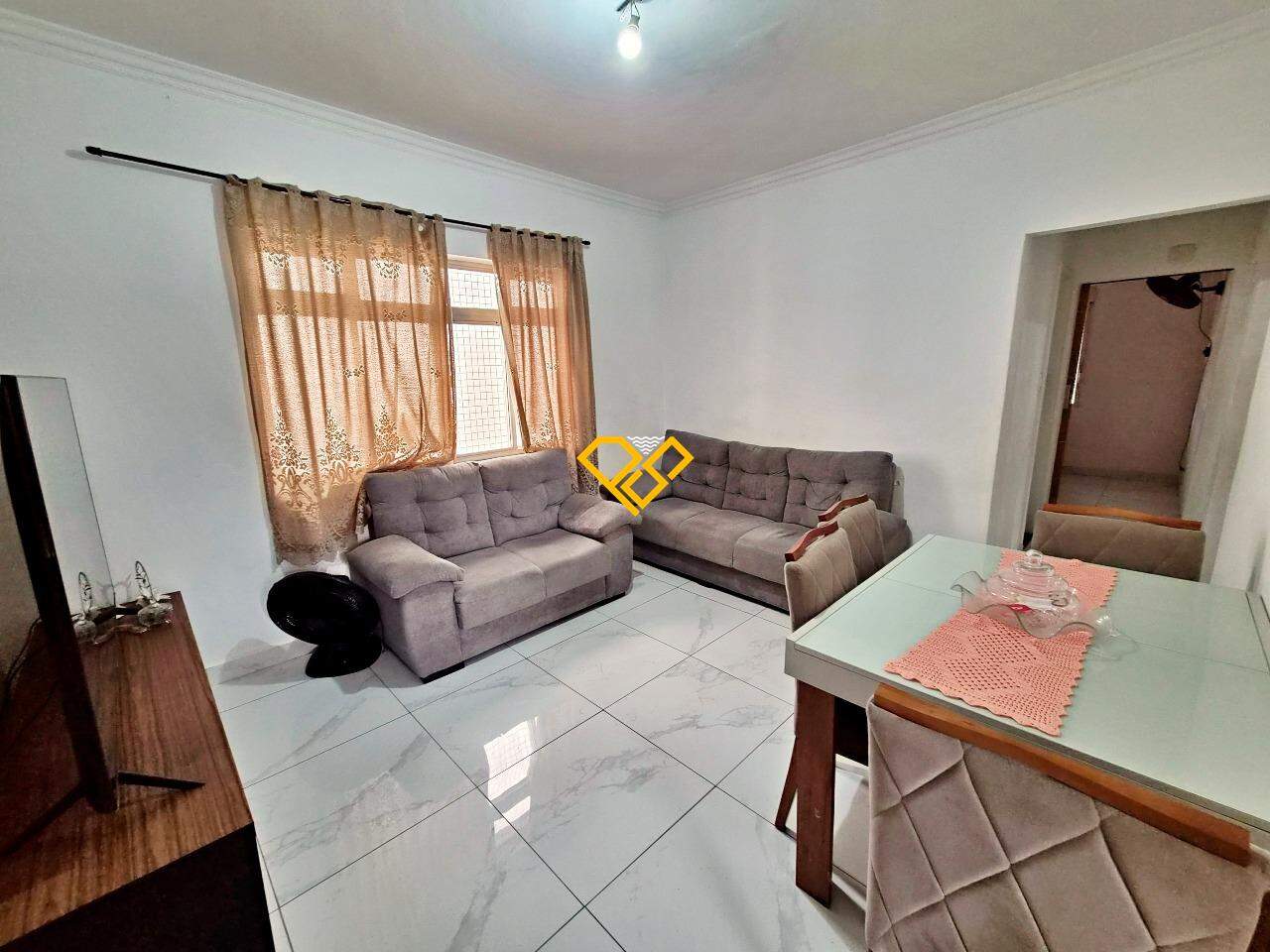 Apartamento à venda no Encruzilhada: Sala