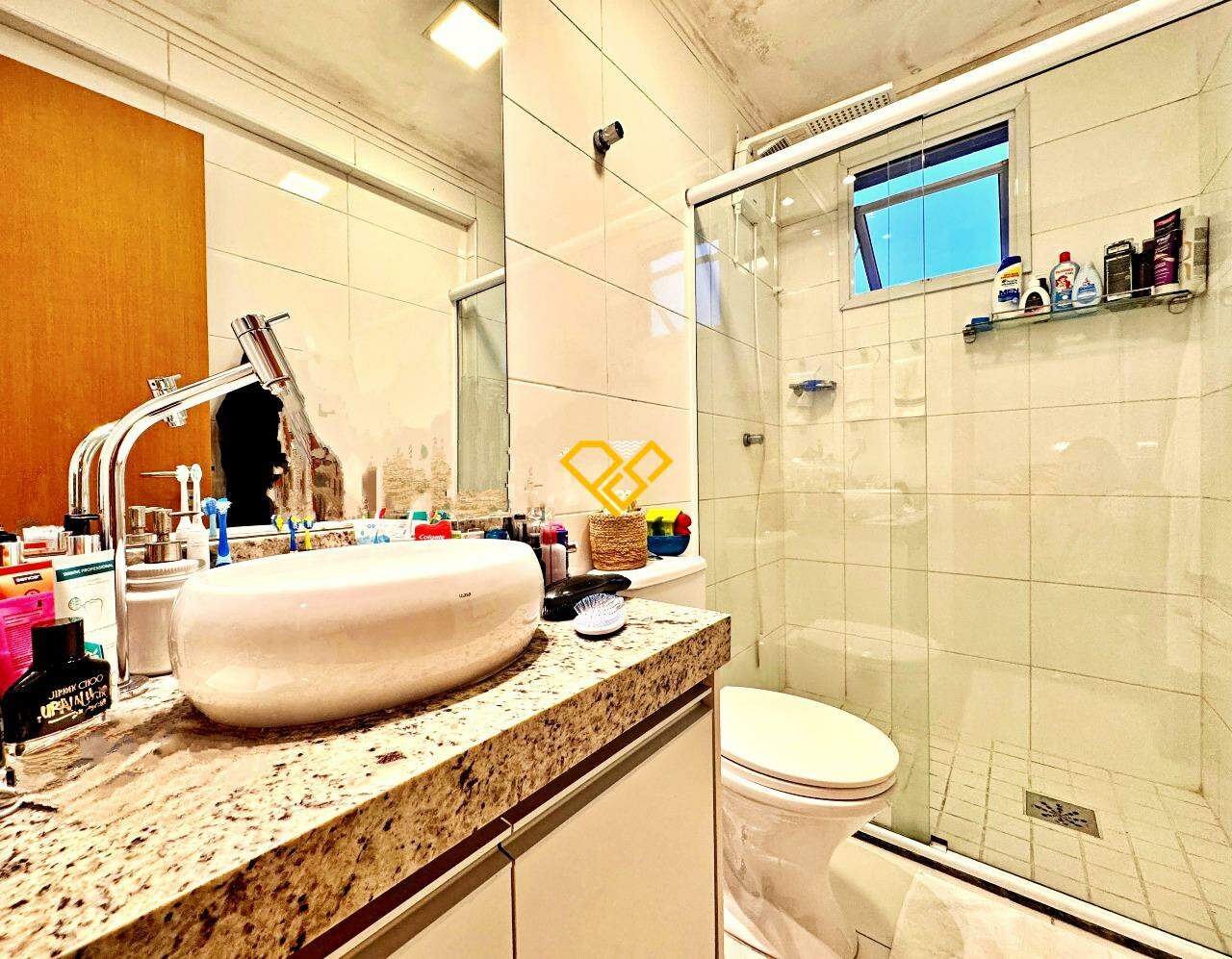 Apartamento à venda no Campo Grande: Wc suíte