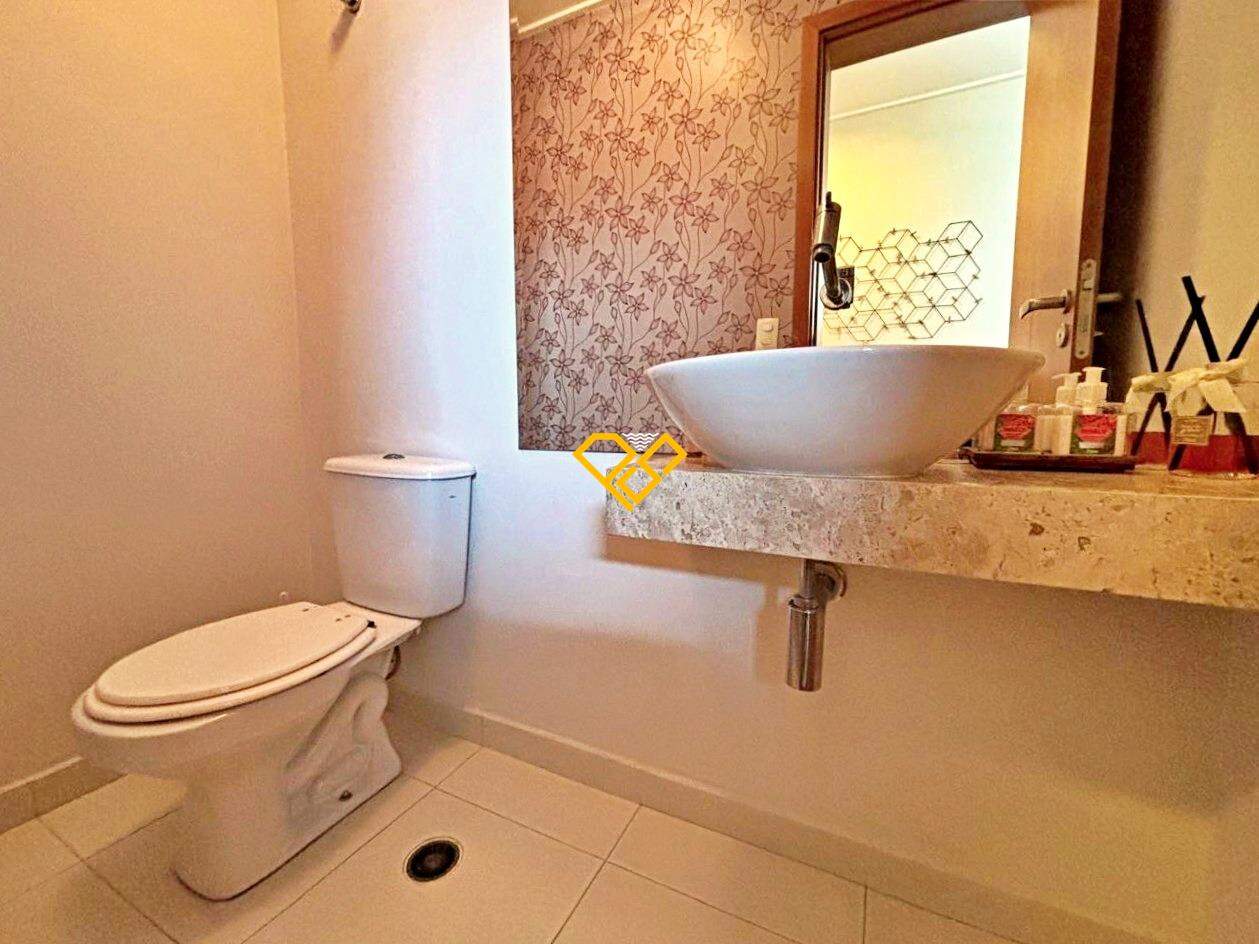 Apartamento Duplex à venda no Pompéia: Lavabo