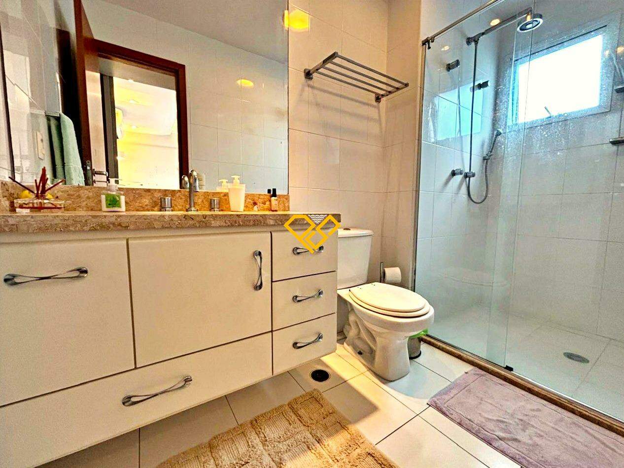 Apartamento Duplex à venda no Pompéia: Wc suíte