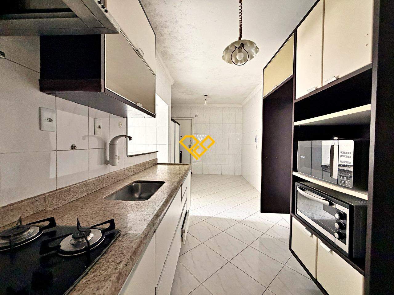 Apartamento à venda no Gonzaga: Cozinha