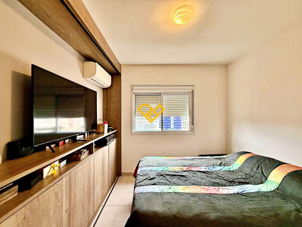 Apartamento à venda no Ponta da Praia: Suíte 1